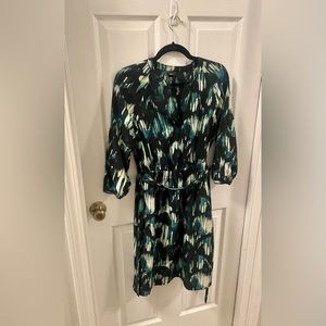 Cream, black and teal/blue green accent color! Comfy work dress.